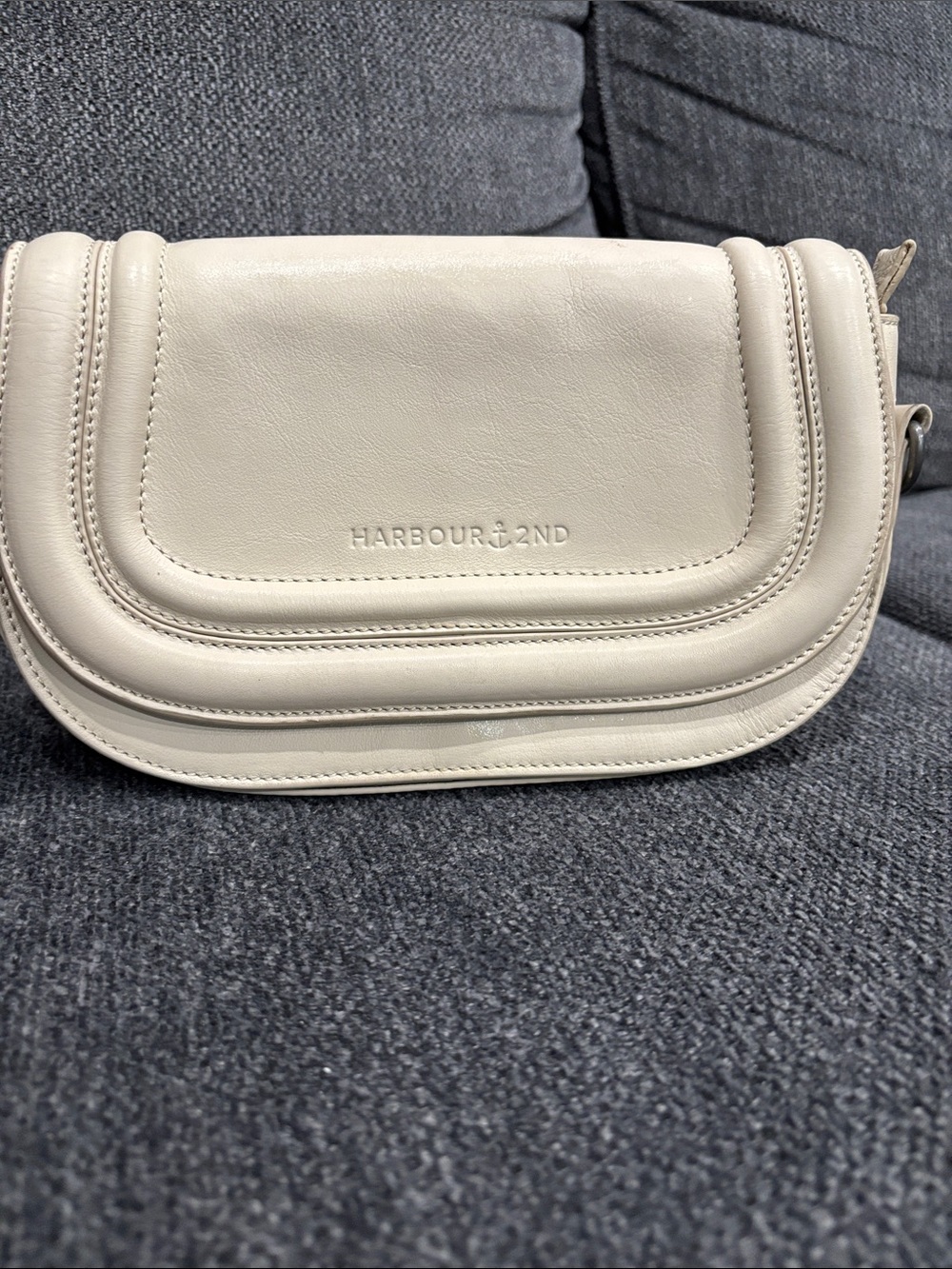 Harbor 2nd Leather Crossbody Purse/ no strap included❤️